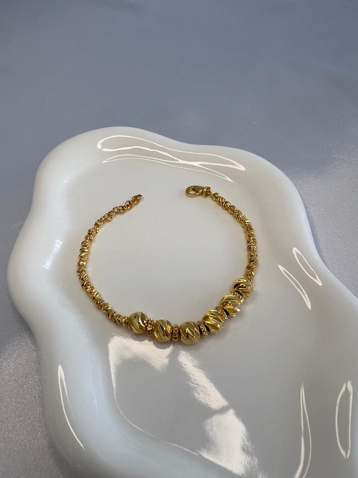 Dorika Armband